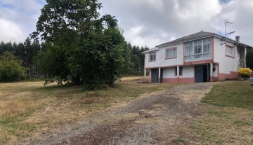Casa en Rielo (Meira)