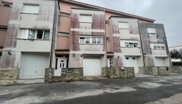 Chalet en Castro Riberas de Lea (Castro de Rei)