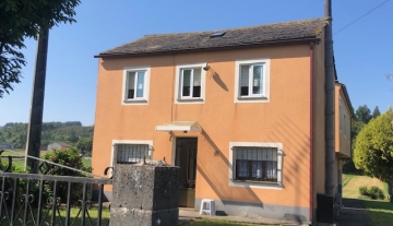 Casa na Lagoa (Meira)