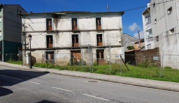 Solar edificable en Calle San Roque (Meira)